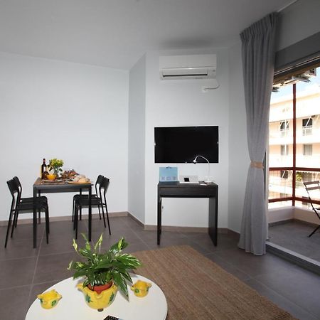 Edem Beach Apartment With Mountain View By Athenian Homes Εξωτερικό φωτογραφία